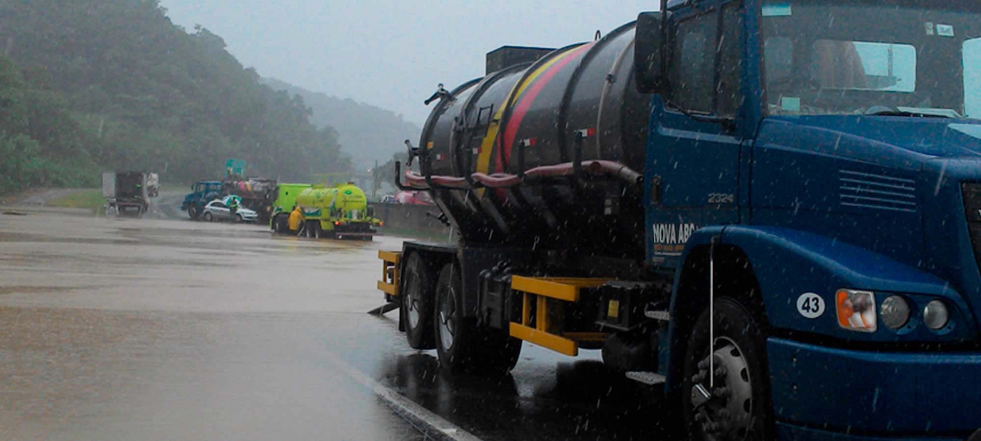 Desentupidora em Diadema SP: Indústrias e Residências